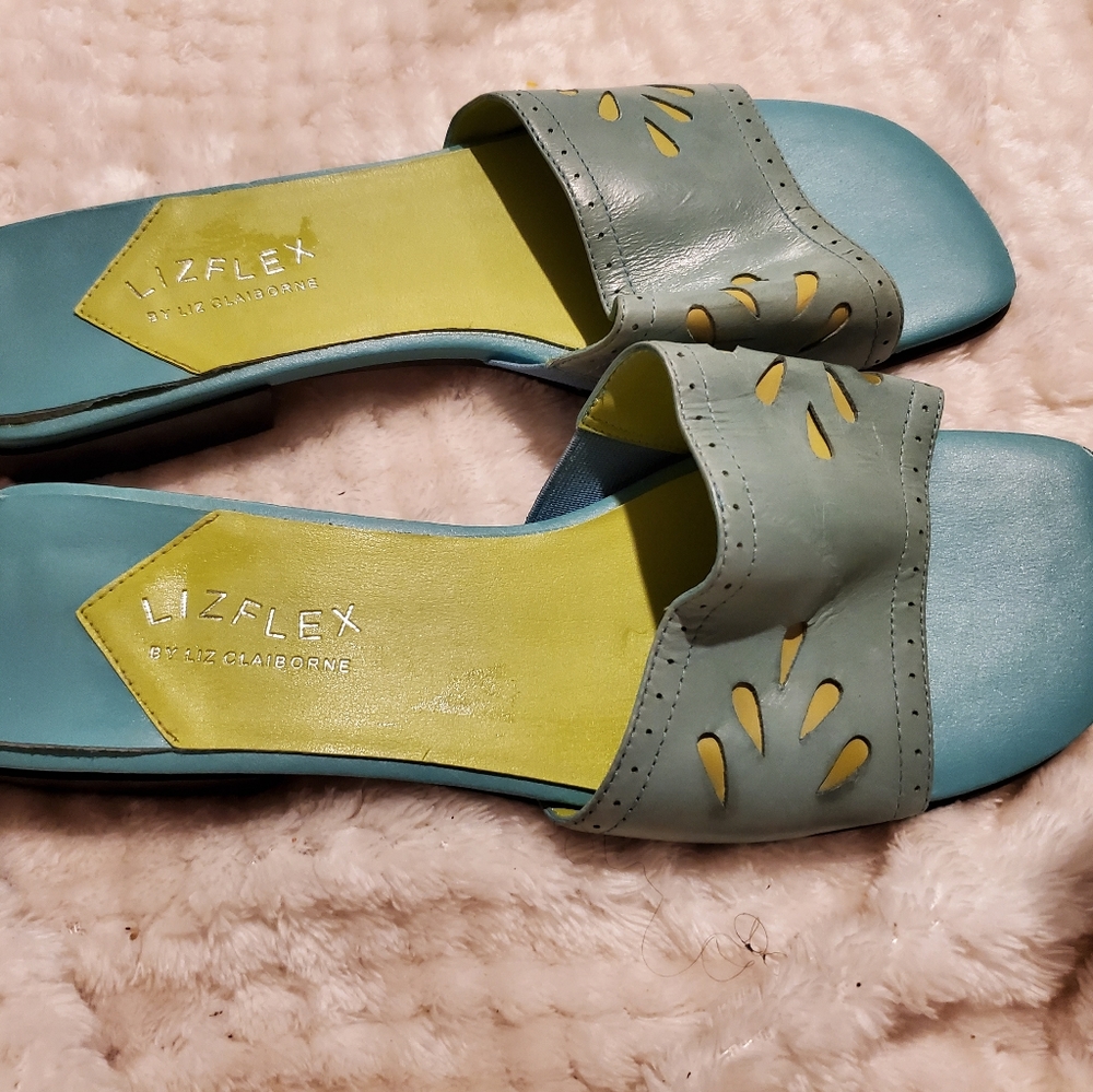Shoes - Picture 2 of 3